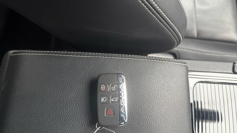 Jaguar F-Pace 2.0 [300] R-Sport 5dr Auto AWD Petrol Estate